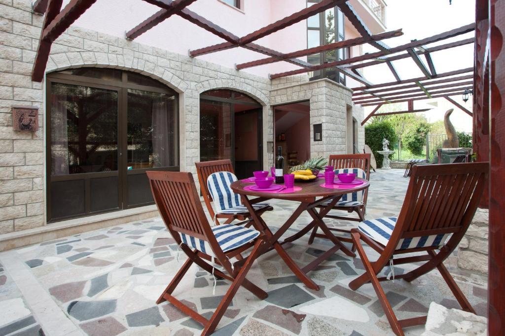 Villa Stobreč Rum bild
