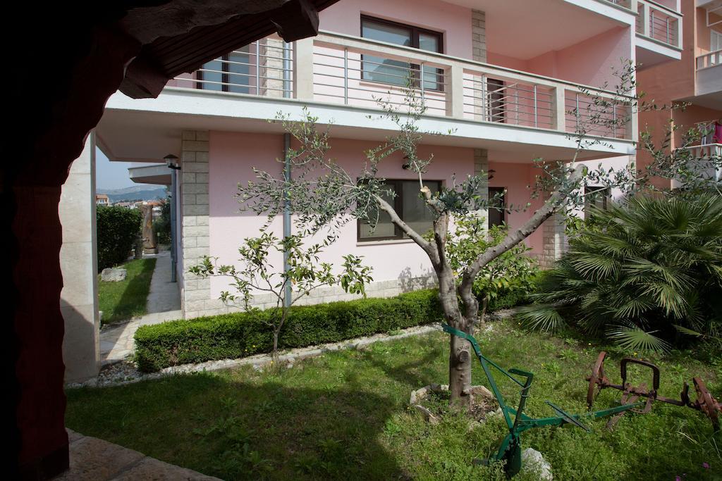 Villa Stobreč Exteriör bild
